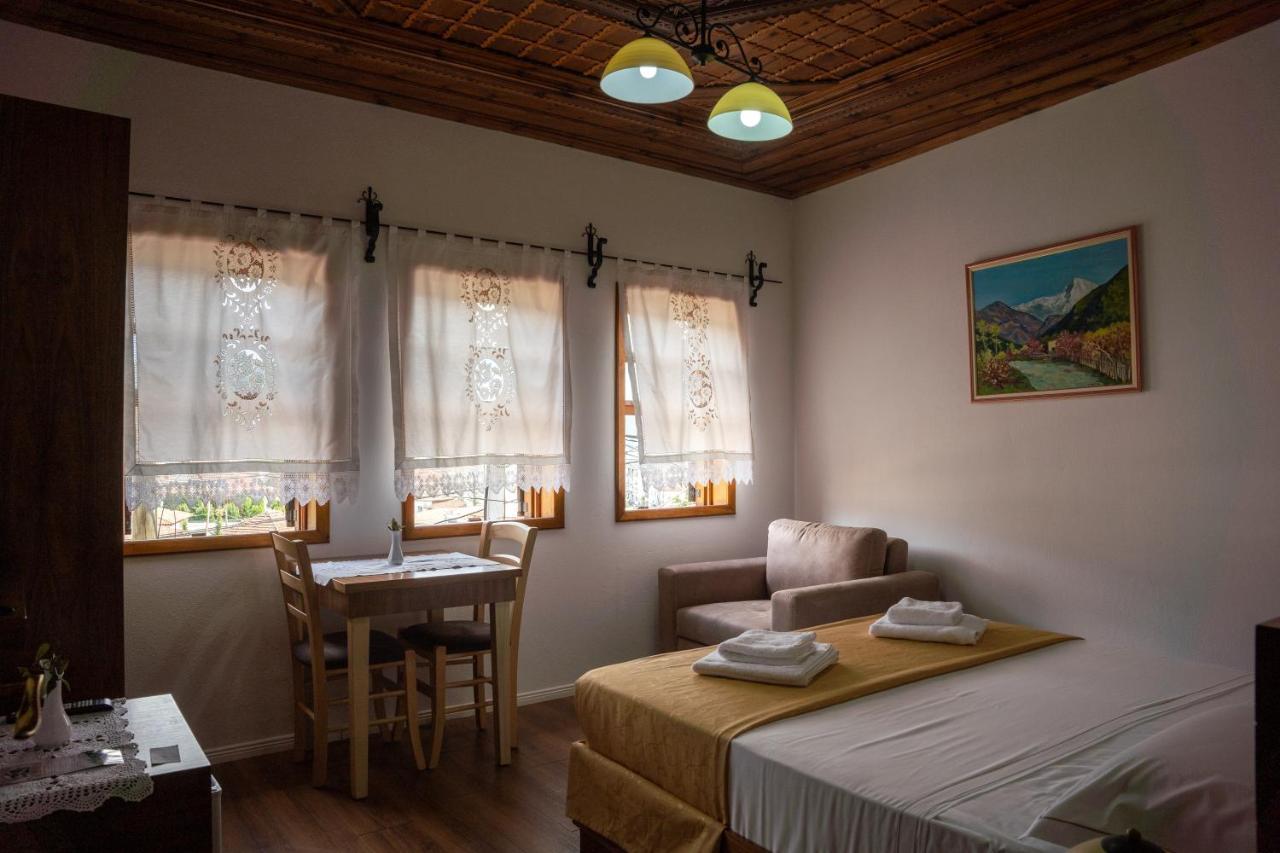 Hotel Borklad Berat Exterior foto