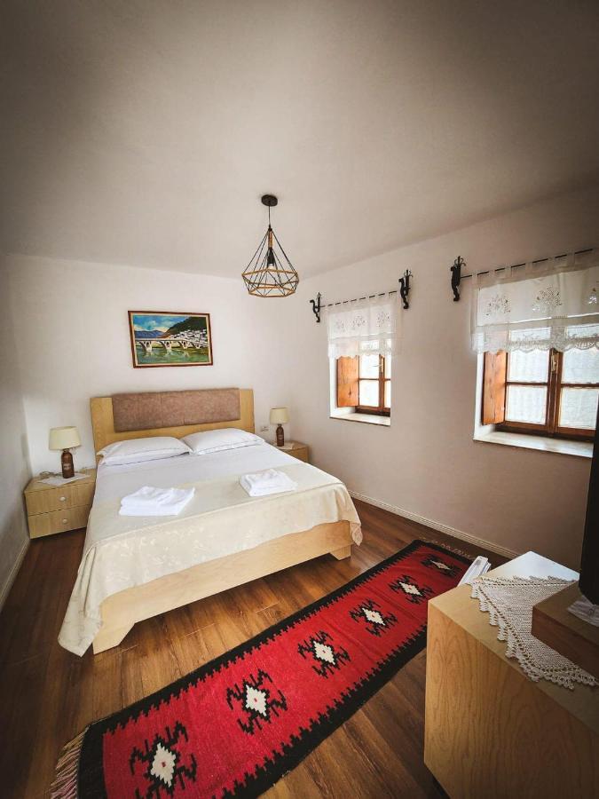 Hotel Borklad Berat Exterior foto